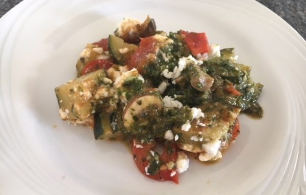 Zuiderse groenten met rucola pesto en feta ( GV – VEG)