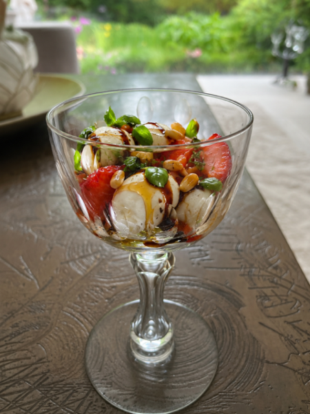 Mozzarella-aardbei hapje